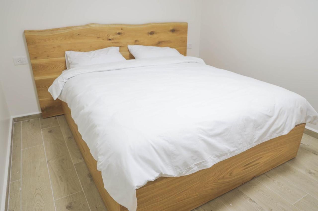 Villa נווה חרמון Madschdal Schams Exterior foto